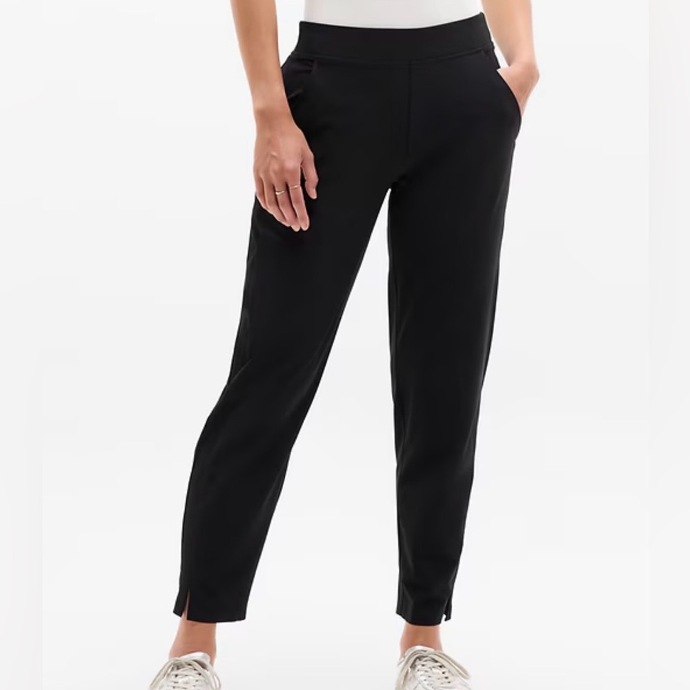 Athleta Brooklyn Ankle Pant Sz 10 Black Travel Work Athleisure Staple